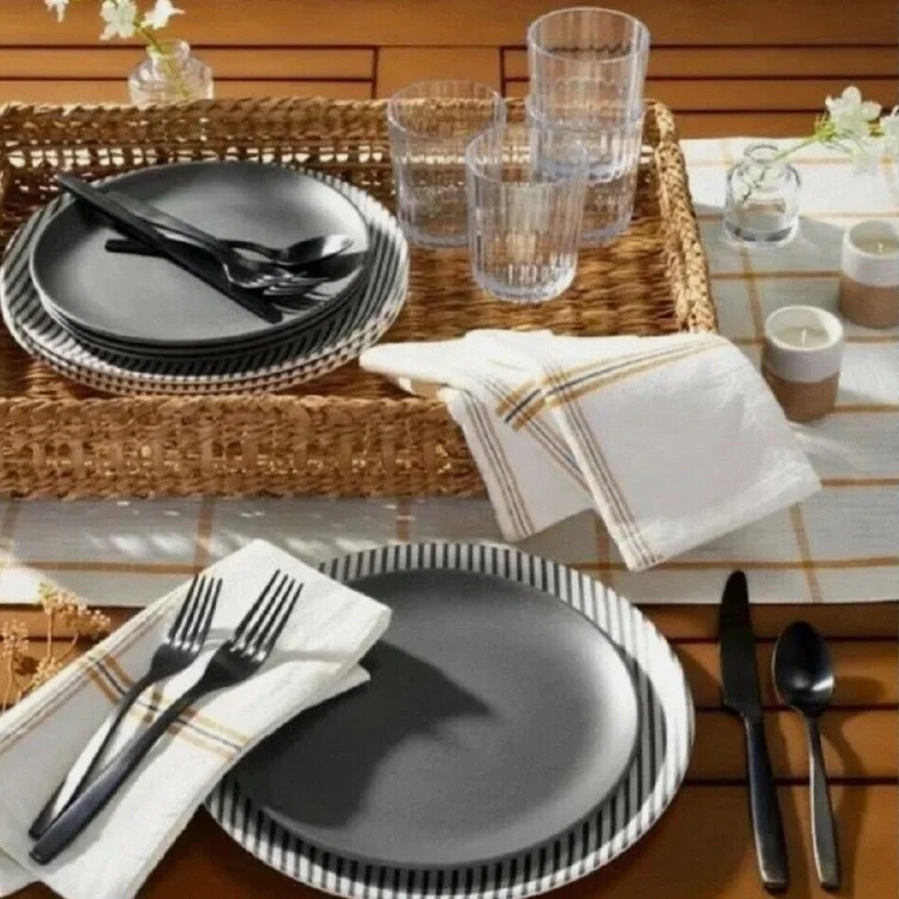 Hearth & Hand Set of 4 Gray Speckled Melamine Dinner Plates